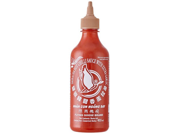 Flying Goose Sriracha scharfe Chilisauce mit extra Knoblauch 455ml ... Flying Goose Sriracha scharfe Chilisauce mit extra Knoblauch 455ml ...