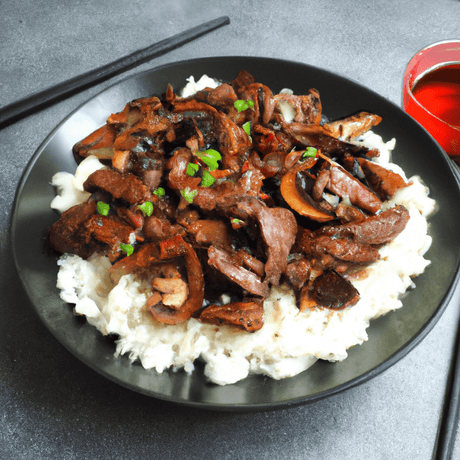 Hóng Shāo Niúròu Fàn (紅燒牛肉飯) – Geschmortes Rindfleisch mit Reis - RamenHeaven