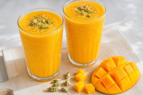 Mango Lassi: Indischer Joghurt-Drink mit Kardamom - RamenHeaven